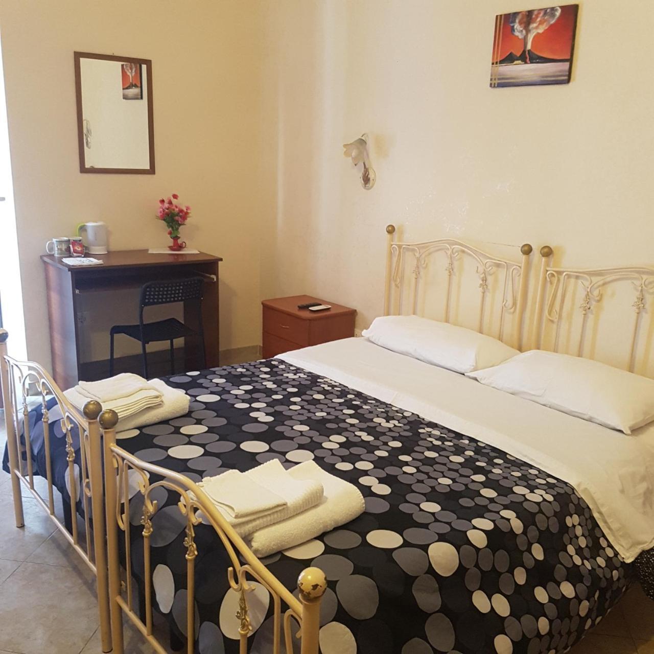 San Gaetano Bed Bed & Breakfast Napoli Exterior foto